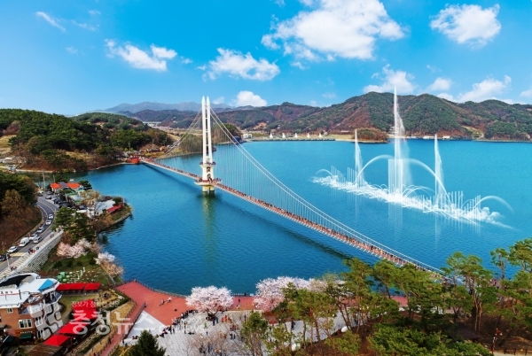 예당호출렁다리 및 음악분수 조감도