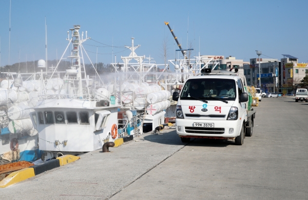 안흥외항 선박 방역