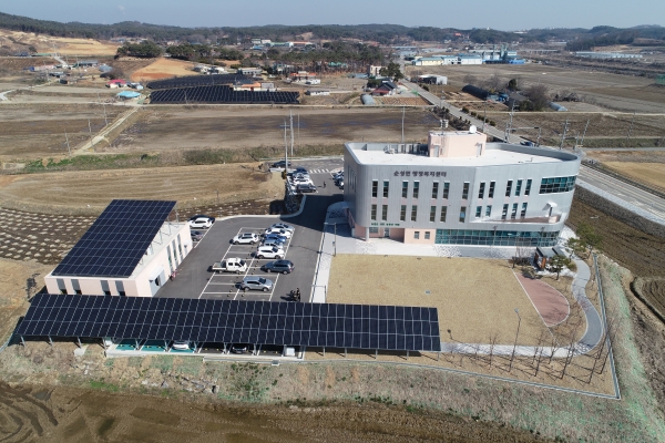 순성면청사 신재생에너지 설비 설치 장면