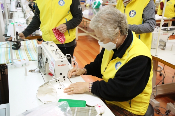 서산사랑 한 땀 봉사단 면 마스크 봉사