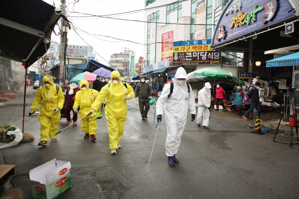 서산동부시장 방역 모습