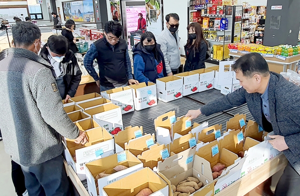 지난 14일 태안군 로컬푸드 직매장 모습.