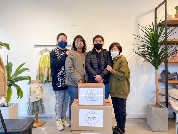 혜진공방 마스크 제작 기부 단체사진