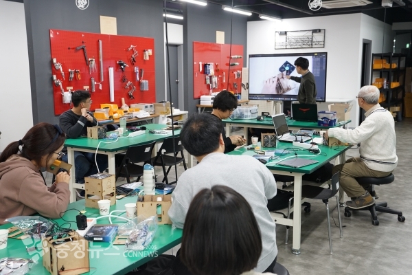 크리에이터 교육 사진