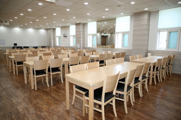 태안군 보건의료원 상례원  내부 입식 모습.