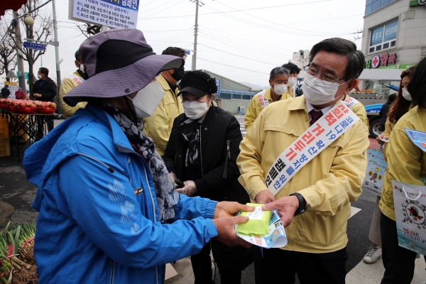 ‘고강도 사회적 거리두기’ 캠페인 실시 모습