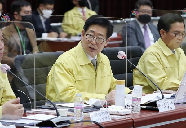 충남도 17개 기업과 투자협약