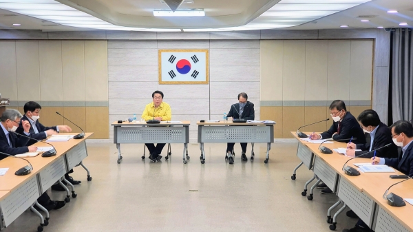 오세현 시장 주재로 4월 확대간부회의가 개최됐다.