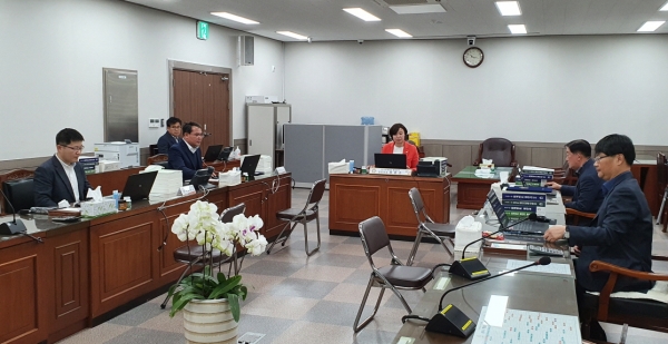 공주시 회계연도 결산검사 사진