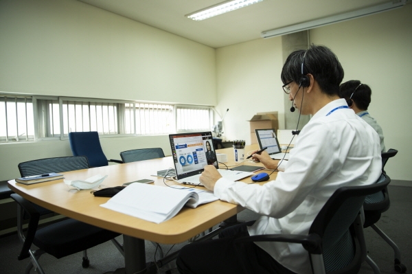 배재대 입학팀원들도 2021학년도 수시모집을 앞두고 온라인으로 입학상담‧입시설명회를 진행하고 있다