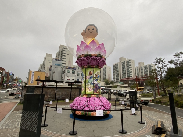 충효예공원의 아기동자 조형물