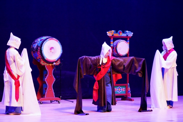 지난해 11월 심화영 선생 서거 10주기 추모공연