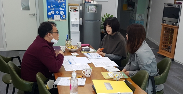 지난 마을공동체 찾아가는 교육_반딧불 마을학교 컨설팅 실시 모습