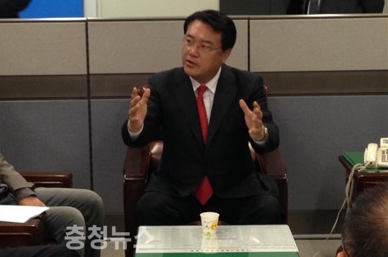 미래통합당 정진석 국회의원