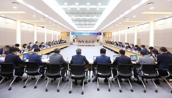 11일 시청 대회의실에서 2021년 정부예산 확보 중간점검 보고회를 개최했다