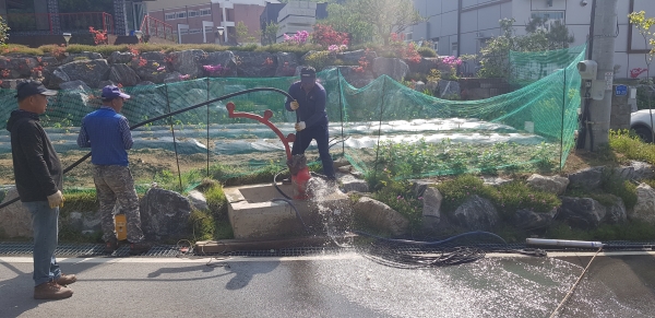 태조산 약수터 관정청소(에어써징)