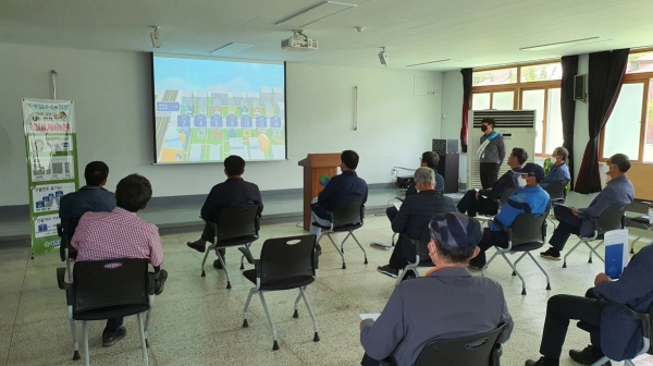 도로명주소의 체계와 편리성을 제대로 알리기 위해 홍보영상, 홍보용 리플릿 활용 홍보 모습 (기성동)