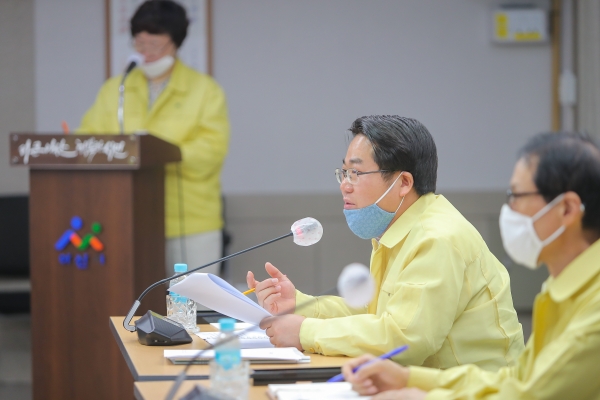 제11차 비상경제대책 및 제2차 생활방역대책회의 개최 모습