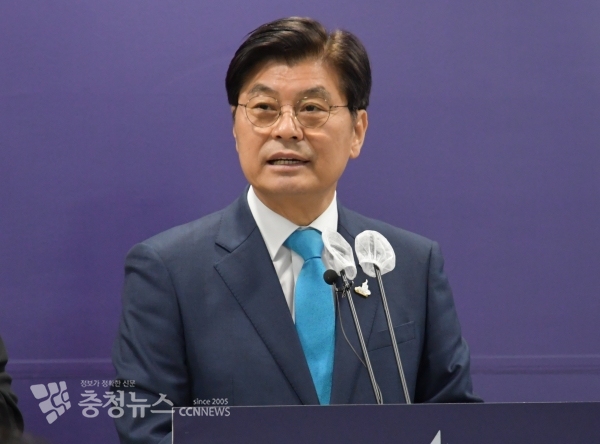 이춘희 세종시장이 21일 화상경마장 세종 유치에 뜻이 없다는 입장을 밝혔다.