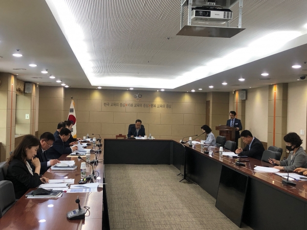 26일 대회의실에서 자체 감사결과 처분 등의 신뢰성 제고를 위하여 감사자문위원회 개최