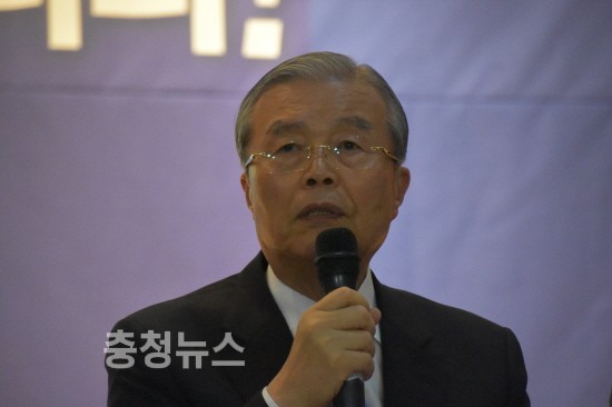 더민주 김종인 비대위 대표