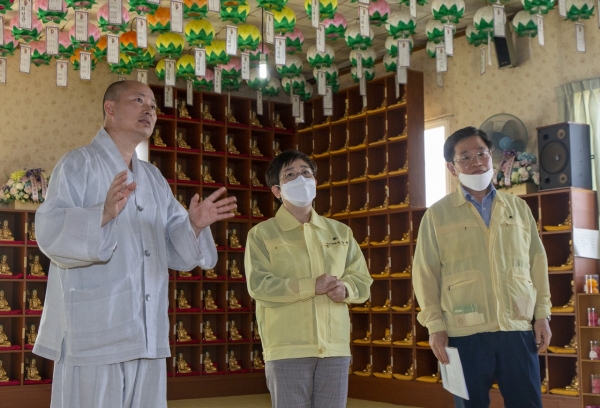 박정현 대덕구청장,‘부처님 오신 날’ 맞아 관내 사찰 방문