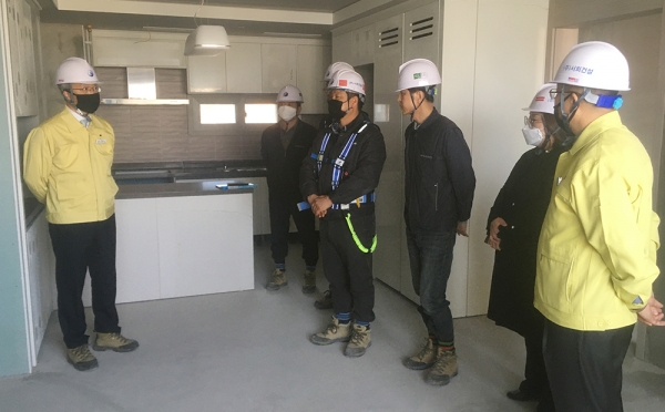 지난 3일 예천동 일원에 건설 중인 예천동 센텀파크뷰서희 아파트 단지에 대해 공동주택 품질검수를 실시했다.