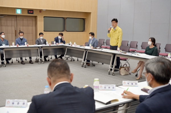 신바람 정책톡톡 토론회(지역경제 활성화 대책)