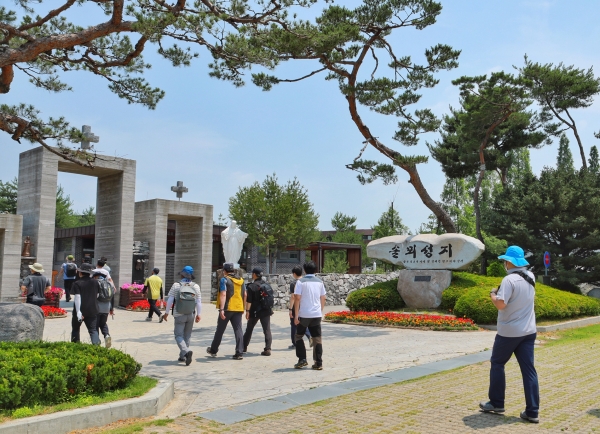 버그내순례길 도보순례 진행 모습