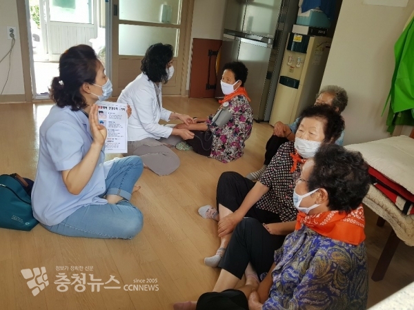 예산군보건소의 폭염교육 모습