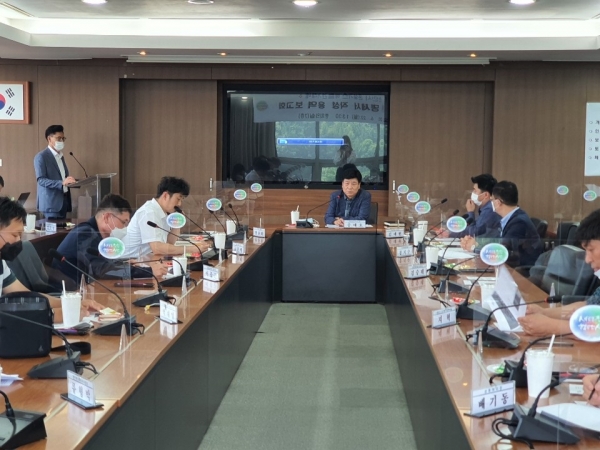 지난 22일 시청 중회의실에서 ‘천안시 온실가스 배출권거래제 2019년 명세서 작성용역 최종보고회’ 진행