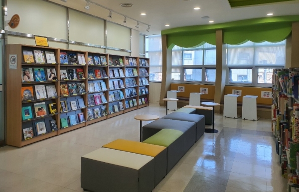 세종평생교육학습관 종합자료실 독서공간 새 단장
