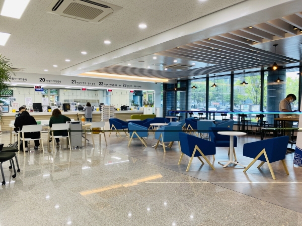 시청 종합민원실 휴게 공간