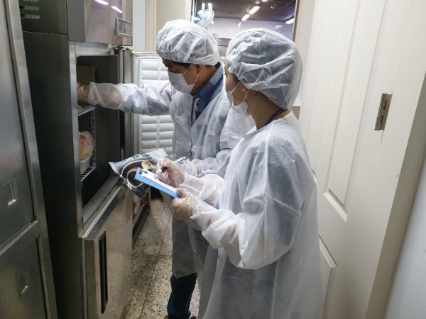 유치원ㆍ어린이집 집단급식소 긴급 점검 모습