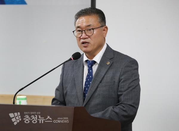 김명선 의장