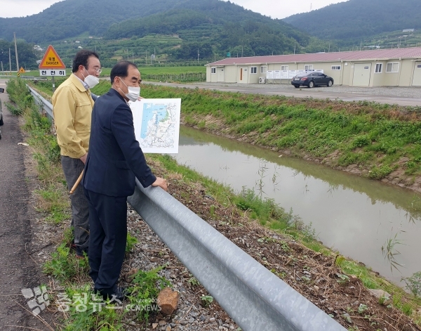 김인식 사장은 10일 전남 지역 농업기반시설 현장을 방문해 수초제거 등 호우대비 철저를 강조했다
