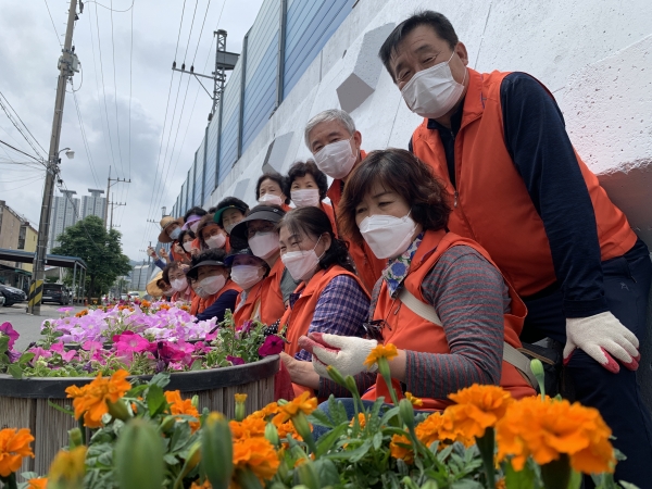 오류동 안심마을 화단 도로변 사진