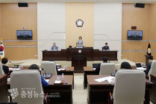대전 동구의회, 제245회 임시회 개회식 모습.