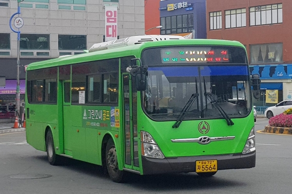 시내버스 운행 모습