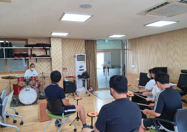 꿈나래교육원, 성장과 치유 위한 나래팝 활동