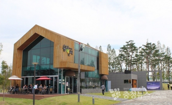 송담만리 전시관 전경