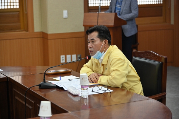 문화도시 조성용역 착수보고회에서 박정현 시장 주재 모습