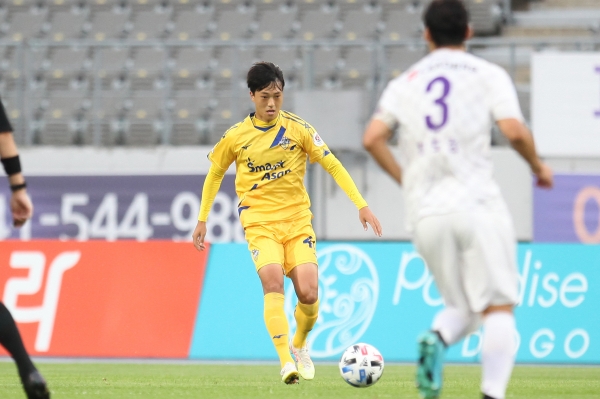 충남아산프로축구단 경기모습