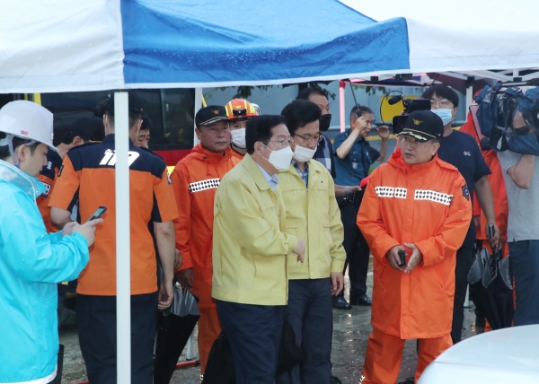 정림동 침수지역 찾아 긴급점검에 나선 장종태 구청장