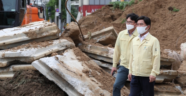 황인호 청장 소제동 수해지역 현장 방문 모습