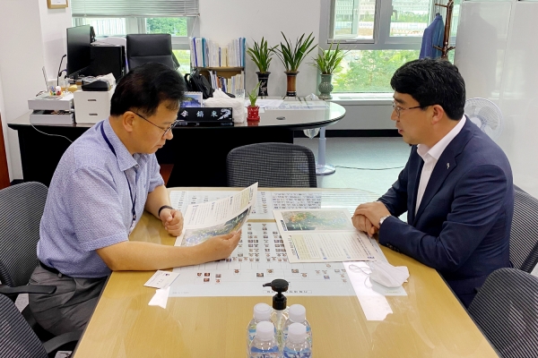 지난 30일 기획재정부를 방문, 이호동 재정관리국장 만남