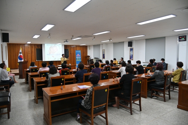 박정현 부여군수 생활개선회 간담회 장면