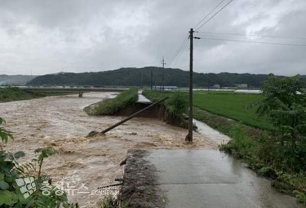 대술면 마전리 이티천 제방유실