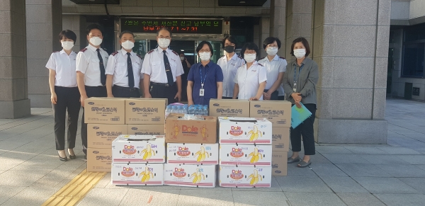 아산시, 이재민 돕기 각계각층 온정의 손길 이어져(구세군 후원물품 전달)