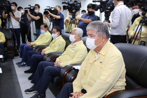 수자원공사 대전 본사에 방문한 문정우 금산군수